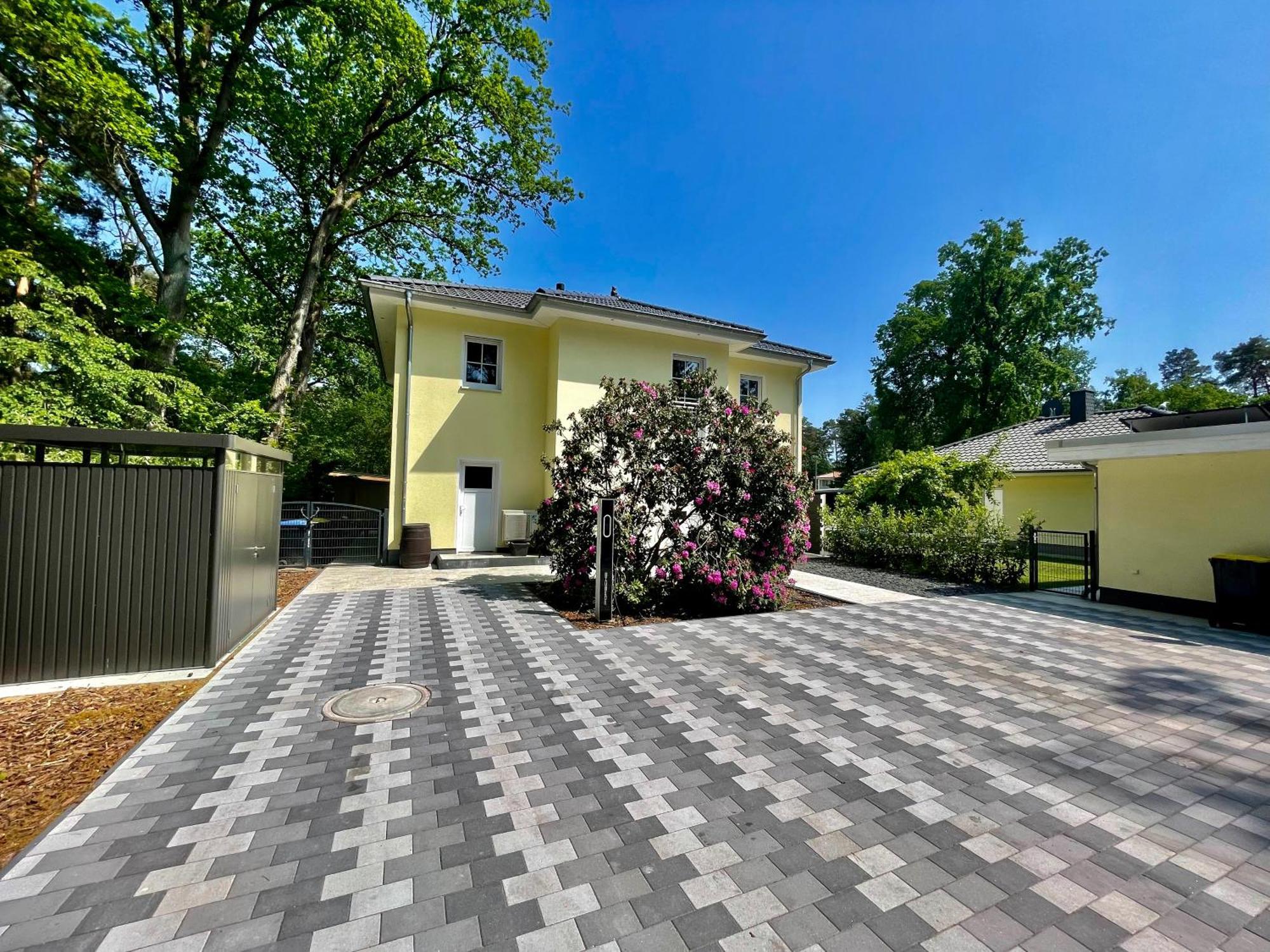 Ferienwohnung Im Gruenen Oranienburg Exterior foto